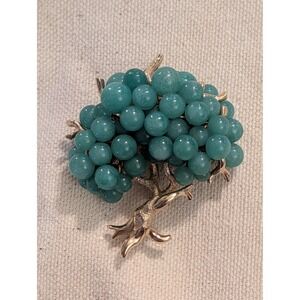 Boucher 8853P Vintage Tree Brooch Green Adventurine Glass Beads Gold Tone Pin
